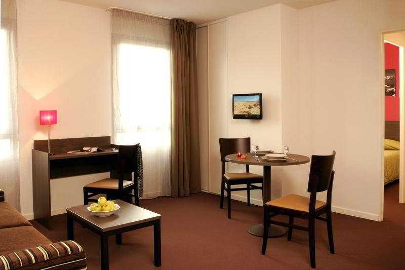 Aparthotel Adagio Access Marseille Saint Charles Phòng bức ảnh